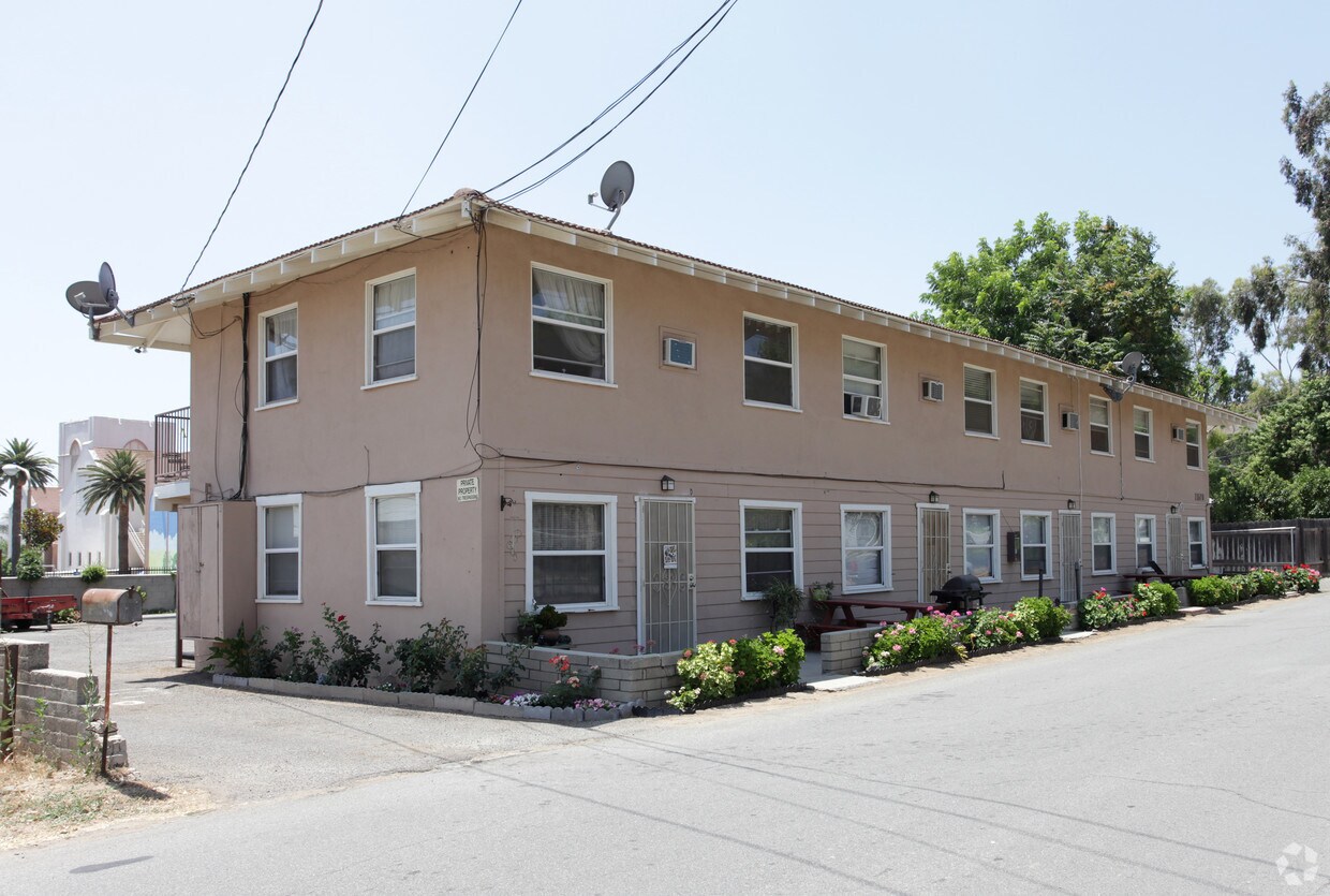Building Photo - 11570 Anacapa Pl