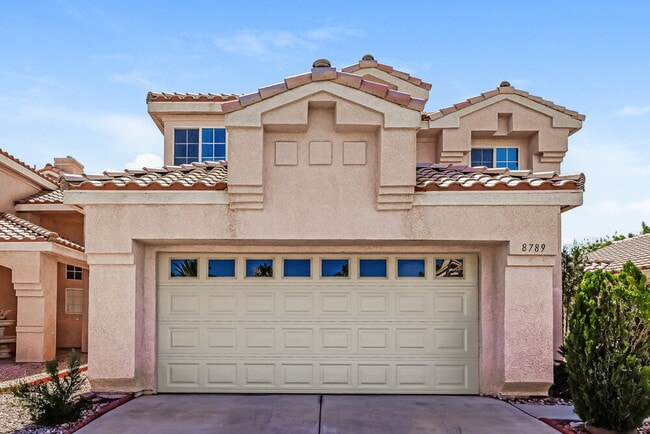 Building Photo - 8789 Wahine Ct