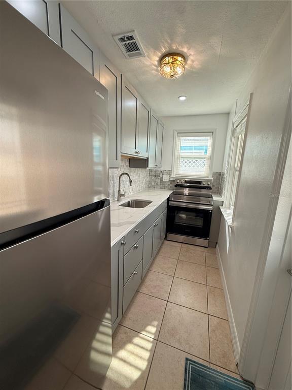 Foto del edificio - 2223 S Central Ave