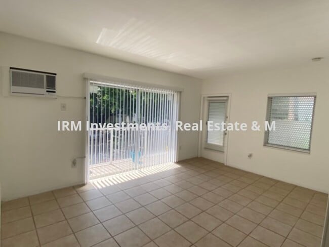 Building Photo - SPACIOUS 1BR/1BA CONDO WITH W&amp;D AND ASSIGNED PARKING