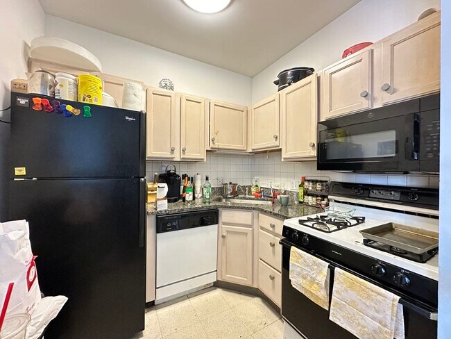 Foto del edificio - 3037 N Clark St