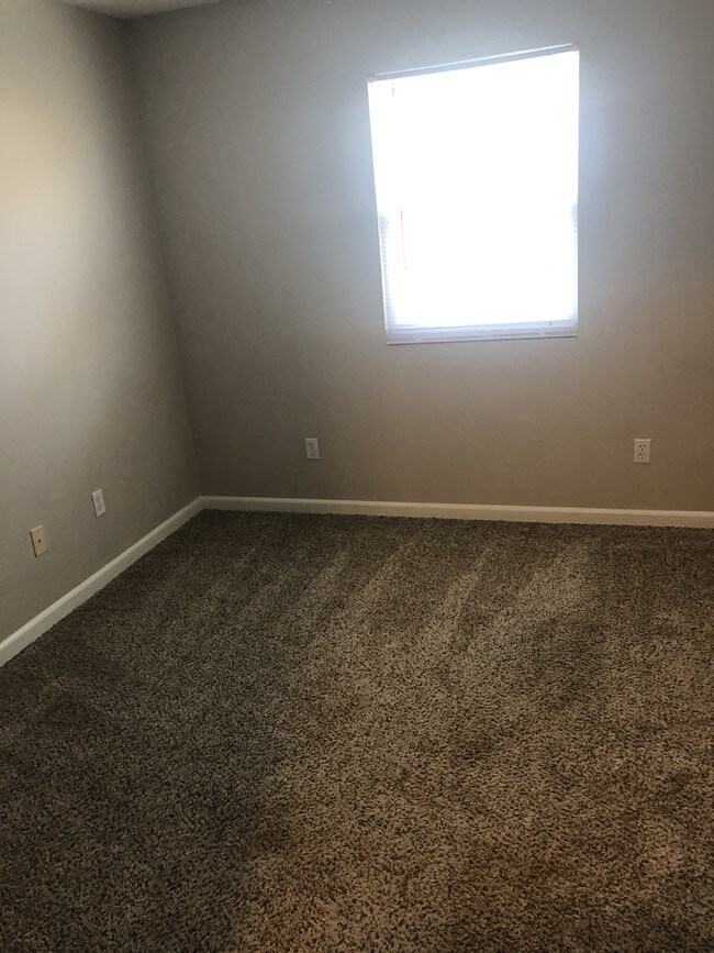 Foto del edificio - 2214 Nichole Ln