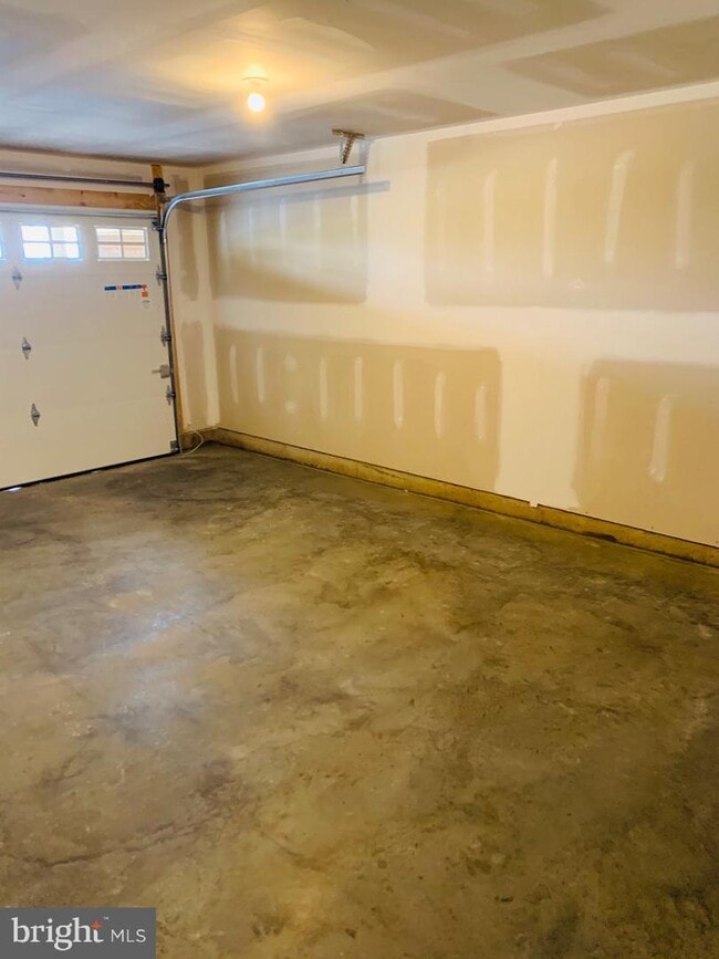 Building Photo - 5140 Laurel Valley Ln