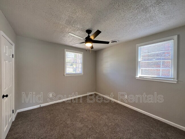 Foto del edificio - 2277 Zanone Ave