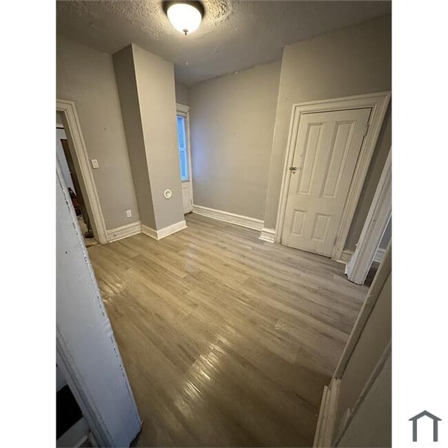 Building Photo - Newly Remodeled Home _ North Philadelphia