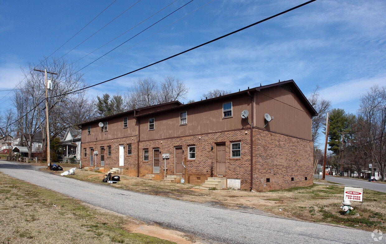 Building Photo - 409 Barton St