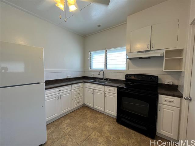 Building Photo - 318 Puna Ln