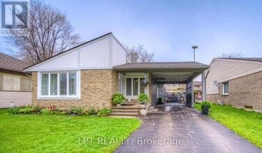 Building Photo - 16 Blackwell Dr