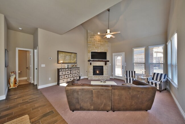 Building Photo - 16100 Fair Winds Way