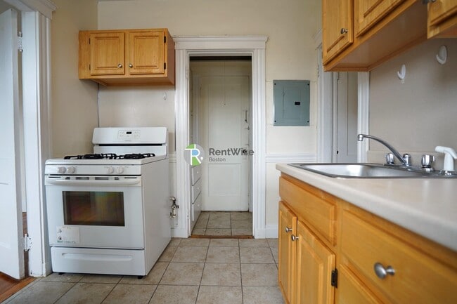 Foto del edificio - 135 Washington St