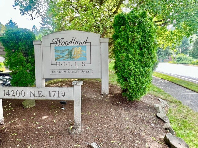 Foto del edificio - Woodinville ~ Woodland Hills Condo