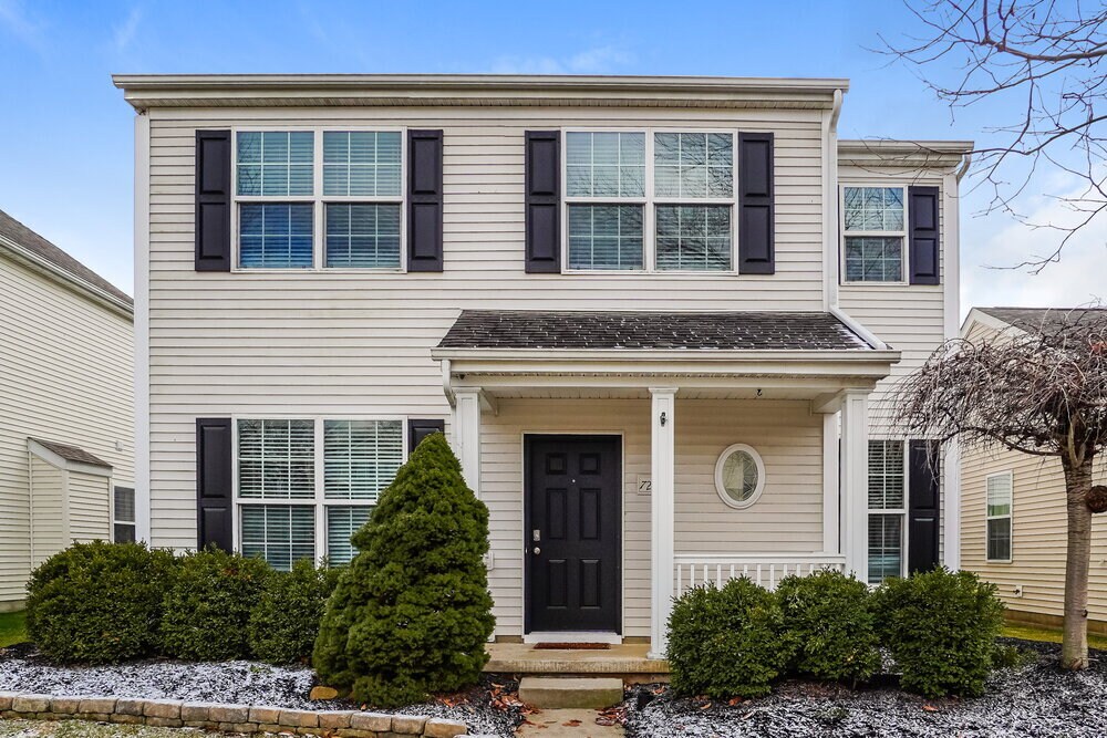 Foto principal - 7209 Upper Albany Dr