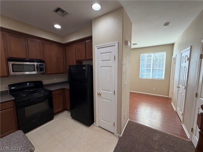 Foto del edificio - 9936 Fountain Walk Ave