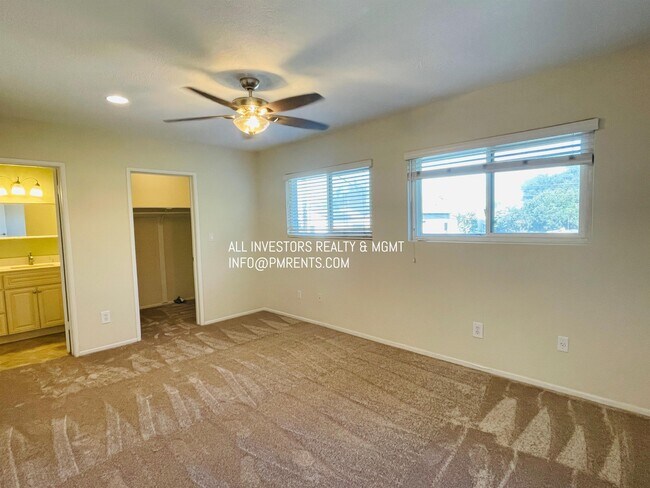 Building Photo - 568 Hermes Ave