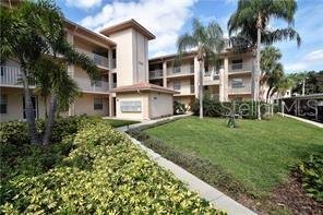 Building Photo - 9320 Clubside Cir