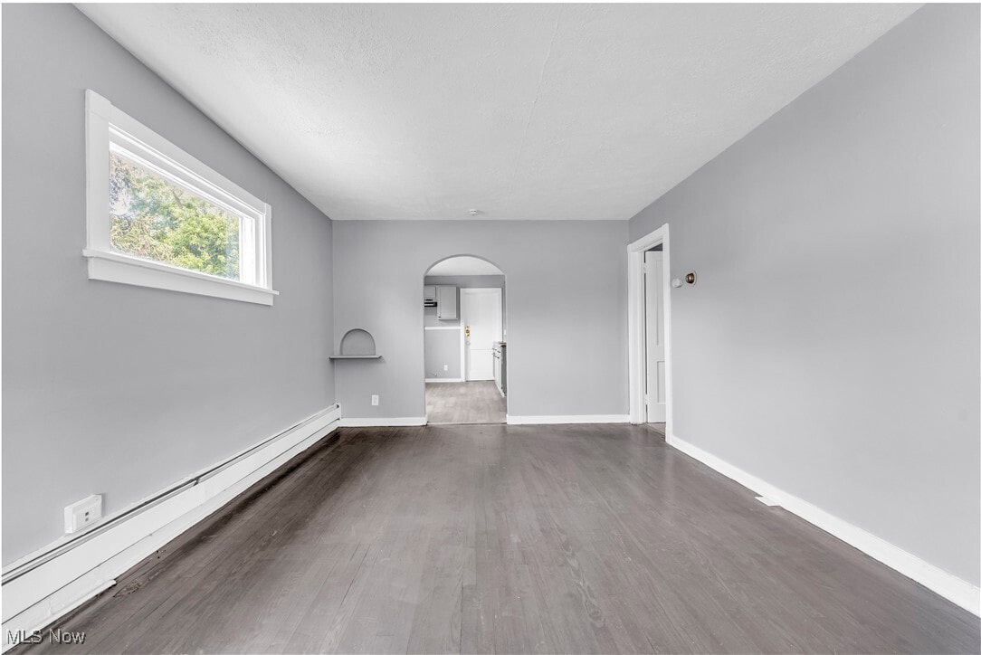 12518 Erwin Ave Cleveland, OH 44135 – photo 5
