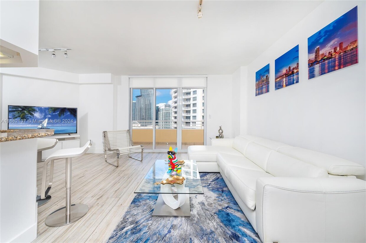 Foto principal - 808 Brickell Key Dr