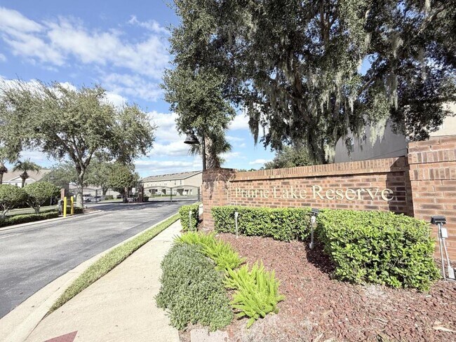 Foto del edificio - 1888 Compass Flower Way