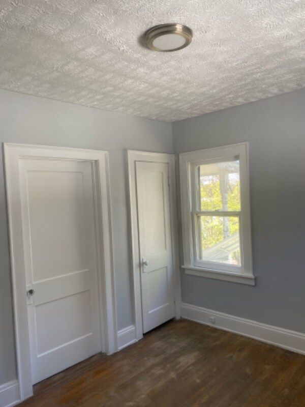 Foto del edificio - 4028 E 143rd St