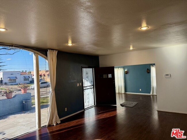 Foto del edificio - 9428 Harvard Blvd