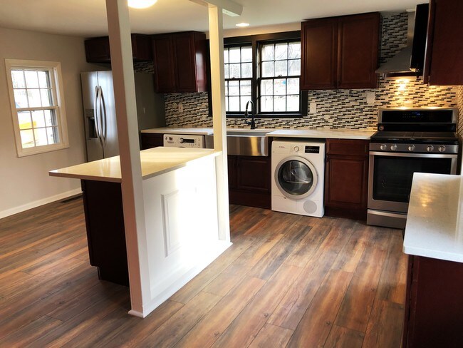 Kitchen 2 - 1104 NJ-28