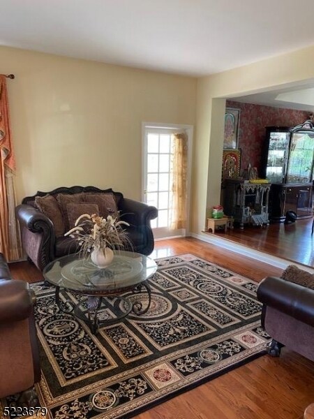 Foto del edificio - 29 Phillip Dr