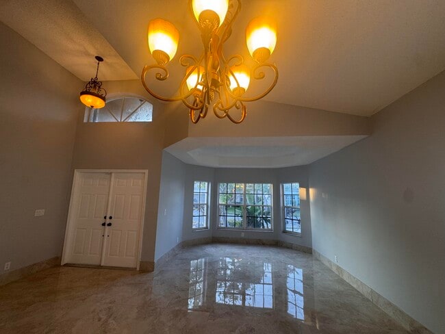 Building Photo - 4044 NW 62nd Ct