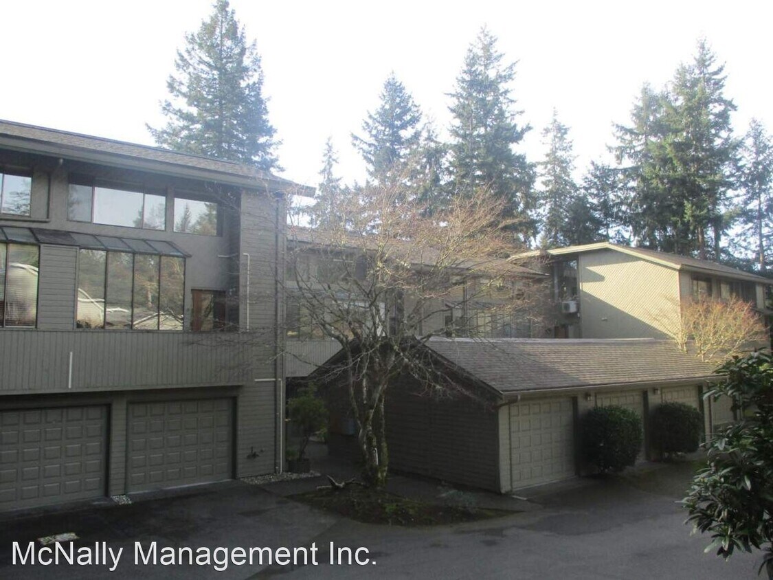 Primary Photo - 2 br, 2 bath House - 2017 Narrows View Cir...