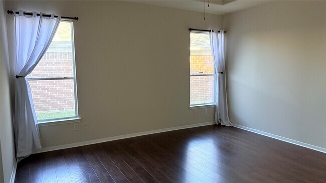 Foto del edificio - 2107 Auburn Vale St