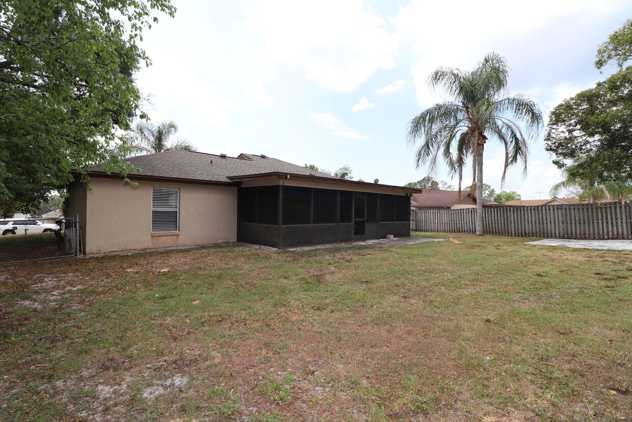 Foto del edificio - 3/2/2 Fence yard w/ shed and Florida room