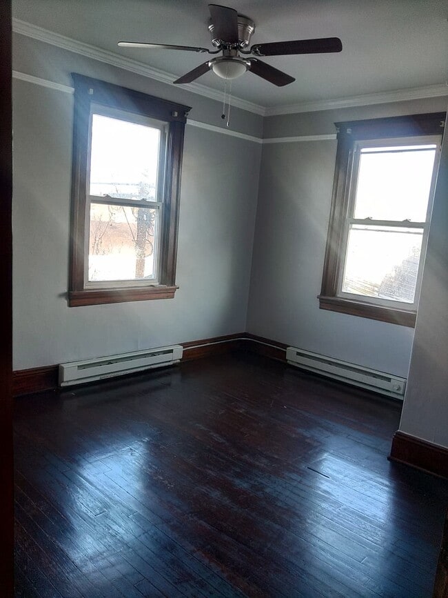 Bedroom - 233 Pope St