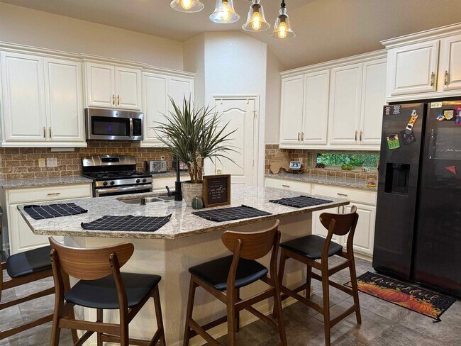 Foto del edificio - 19319 Anchor Bay Ln