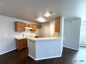 Building Photo - 2744 FM1044
