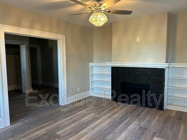 Building Photo - 311 Bracken St