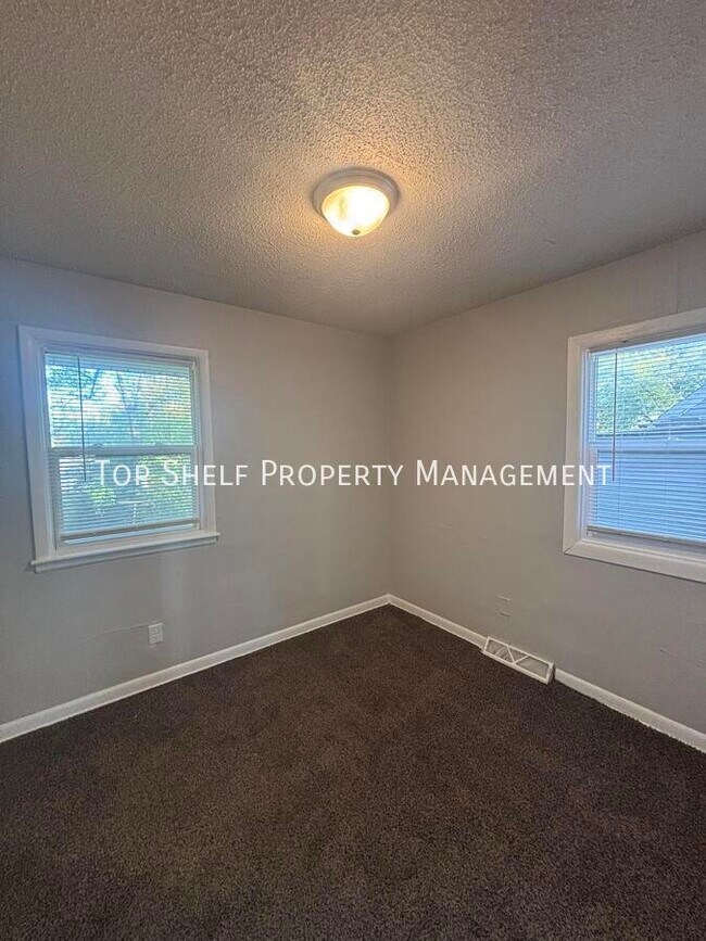 Foto del edificio - 7503 SW 13th St