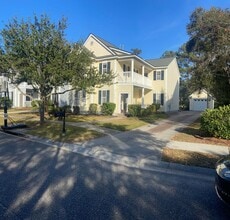 Building Photo - 1884 Hubbell Dr