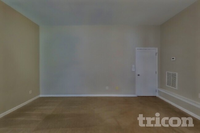 Building Photo - 7587 Poplar Falls St