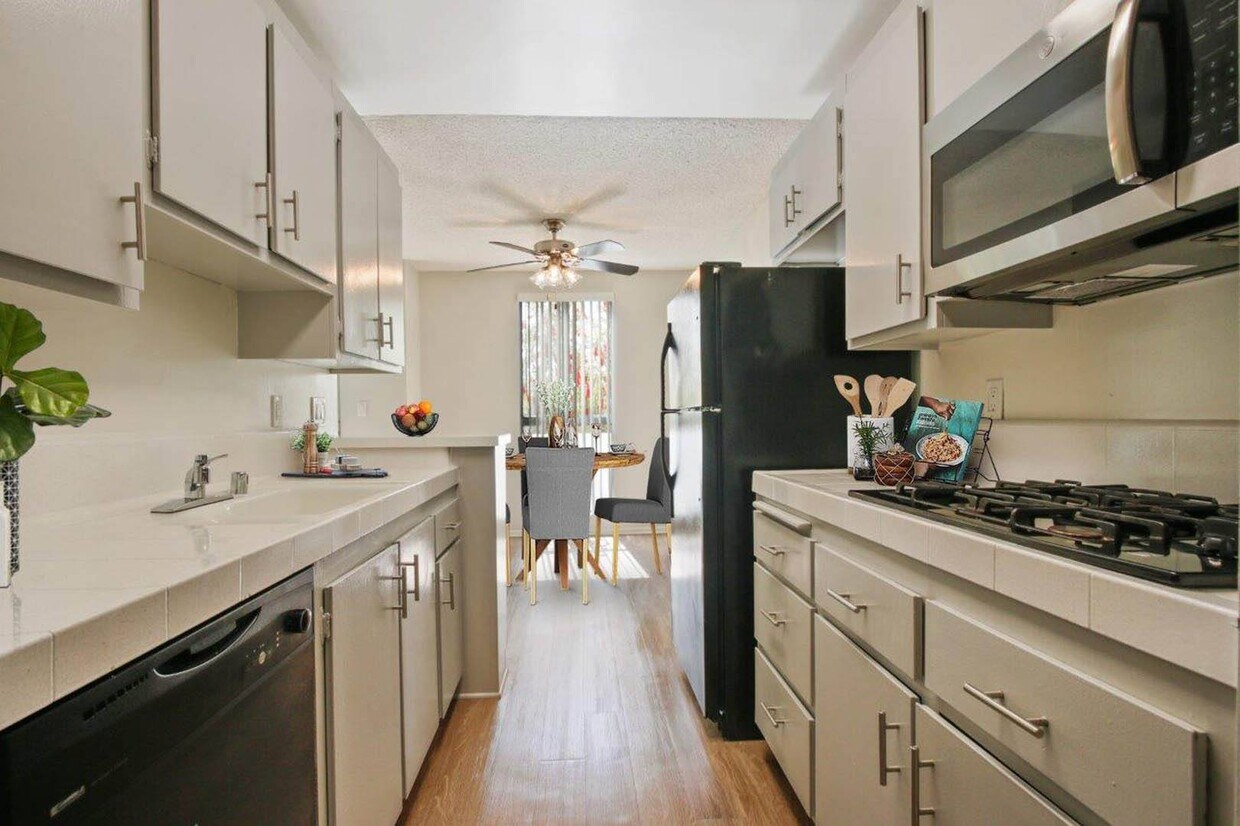 Primary Photo - Rose Luxury Apartments