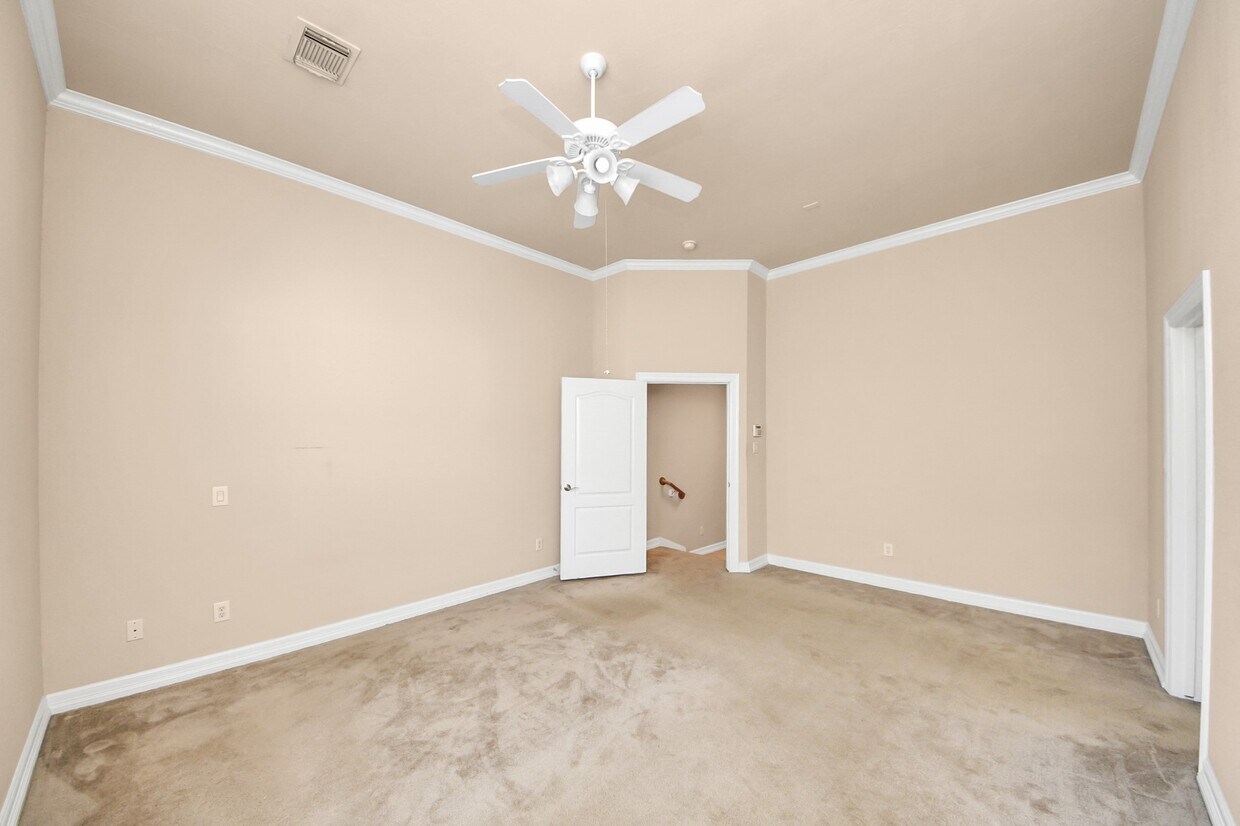 Foto del edificio - 917 McKinney Park Ln