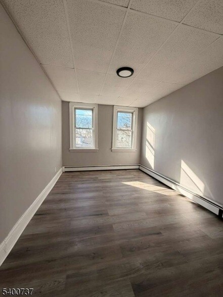 Foto del edificio - 134 E Jersey St