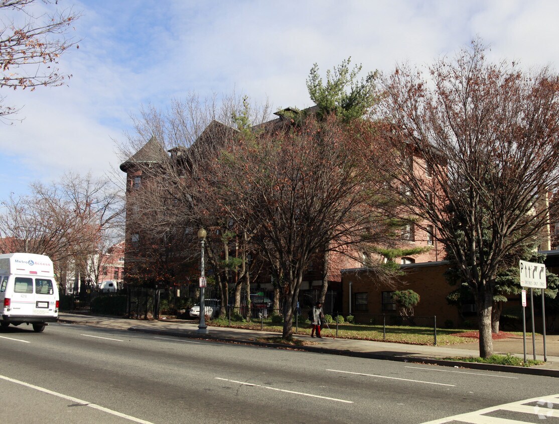 Foto del edificio - Augusta Apartment House