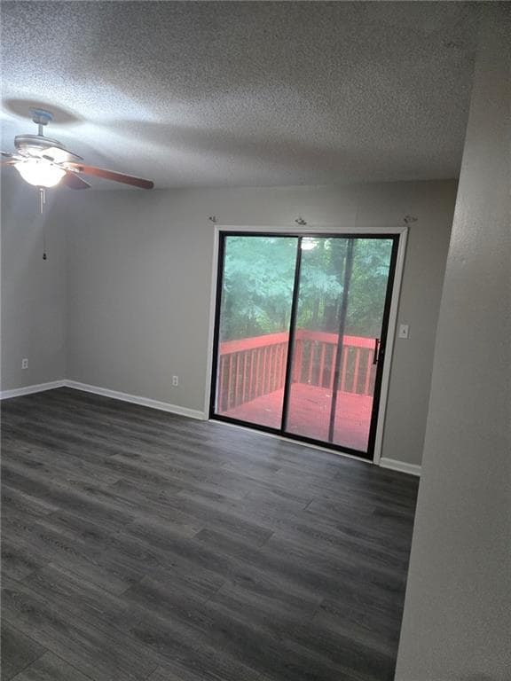Building Photo - 1205 Empire Cir