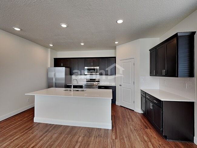 Foto del edificio - 5998 Verdigris Dr