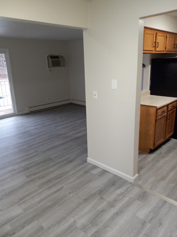 Foto del edificio - 1465 Townsend Ave