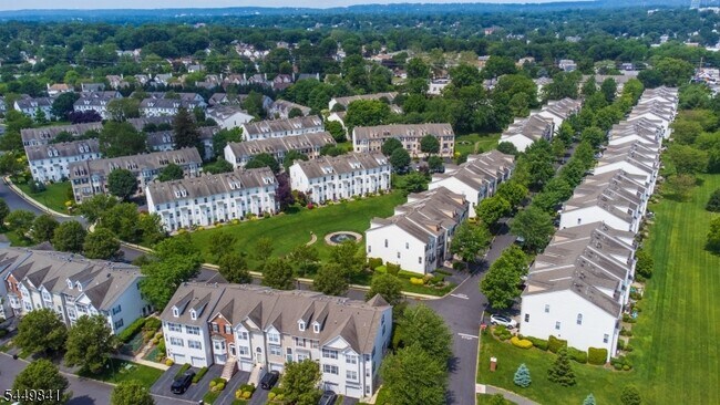 Foto del edificio - 567 Coventry Dr