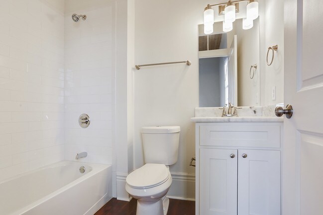 Building Photo - 2215 Second St