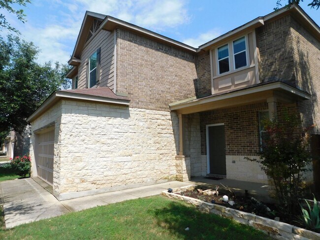 Building Photo - FOX GROVE