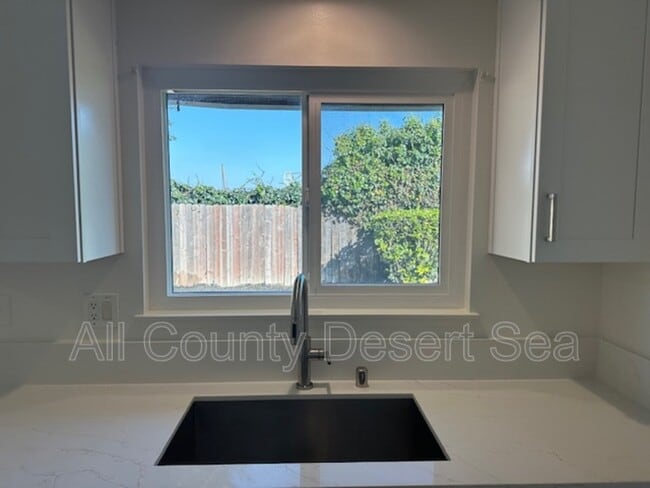 Building Photo - 4801 Kaui Dr