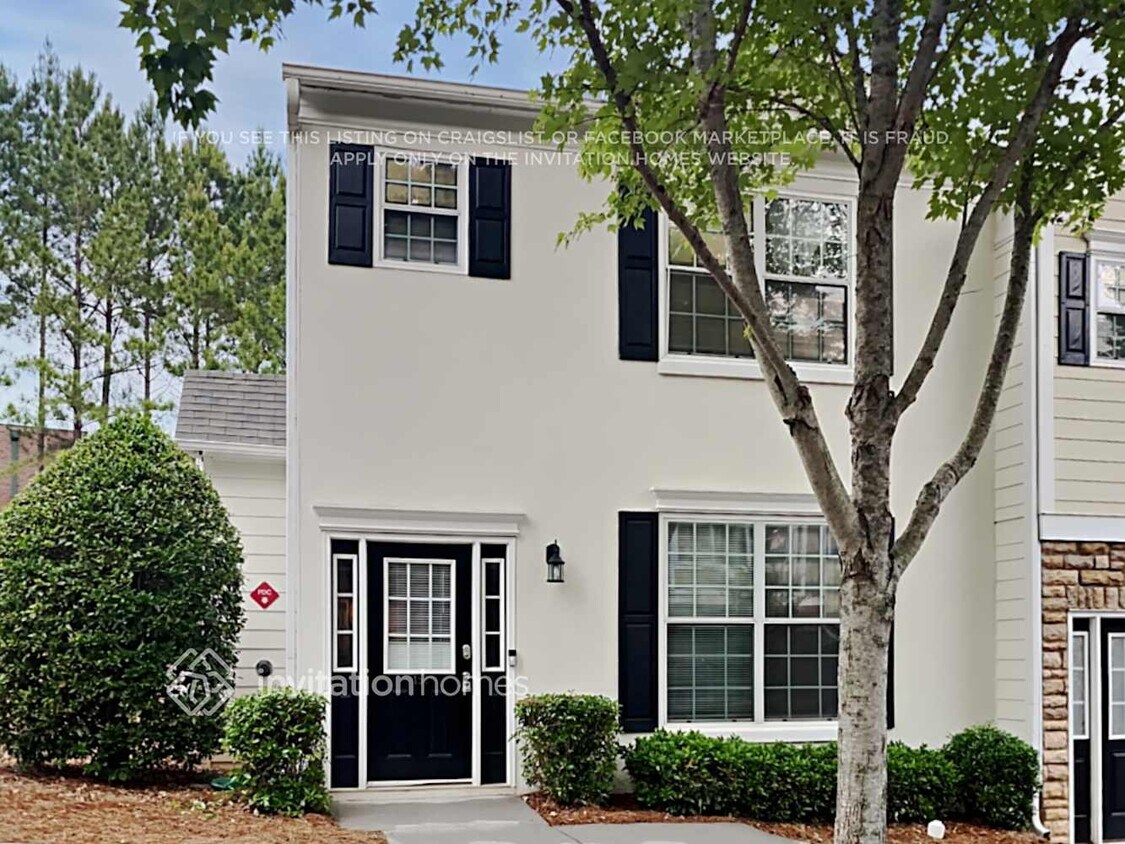 Foto principal - 151 Riverstone Commons Cir