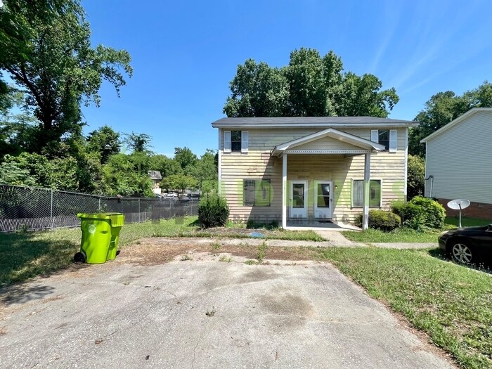 Primary Photo - 1601 Westchester Drive